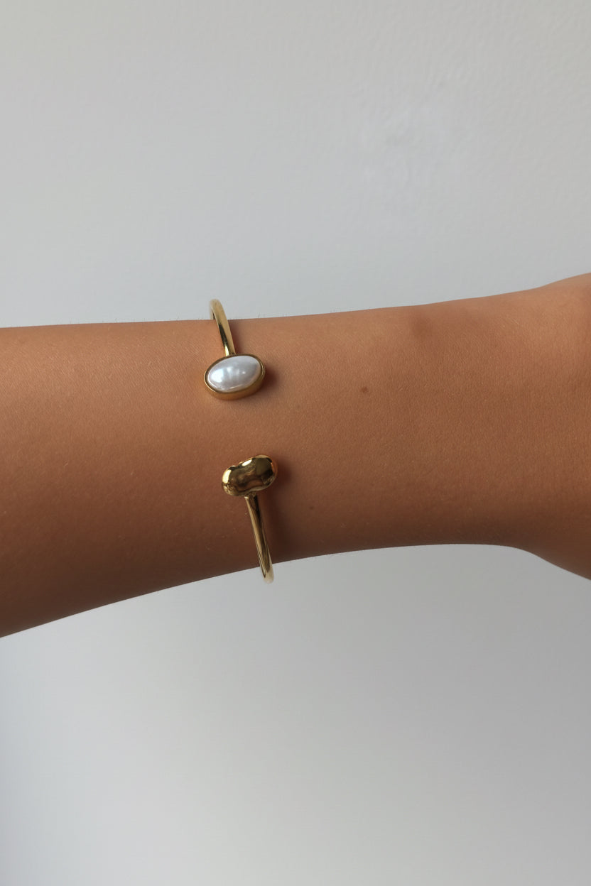 The Serene Cuff